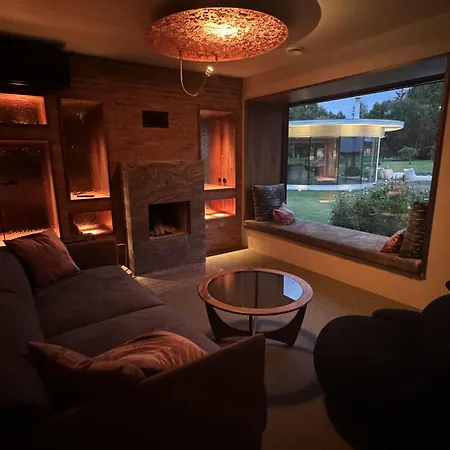 Villa Silma Retreat Hunting Castle *