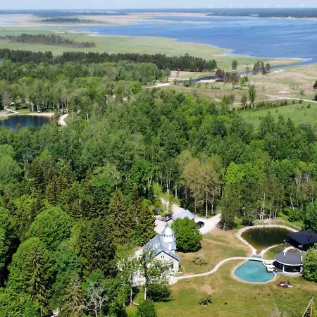 Silma Retreat Hunting Castle * Haapsalu