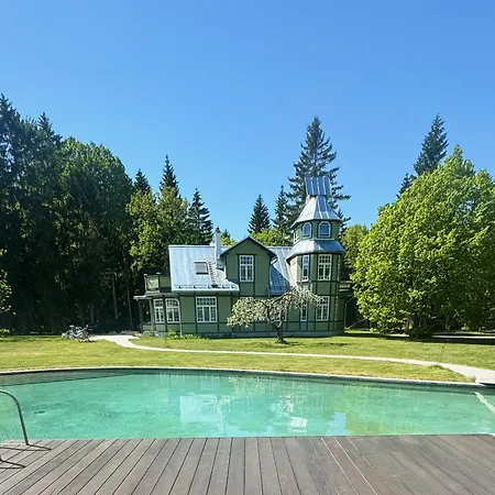 Villa Silma Retreat Hunting Castle
