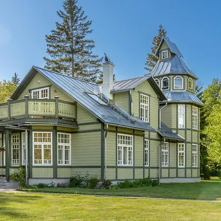 Villa Silma Retreat Hunting Castle *