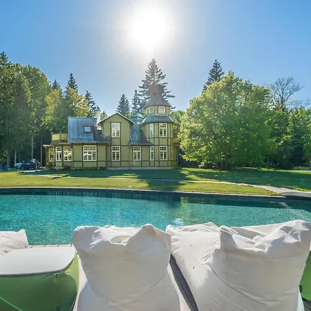 Silma Retreat Hunting Castle Haapsalu