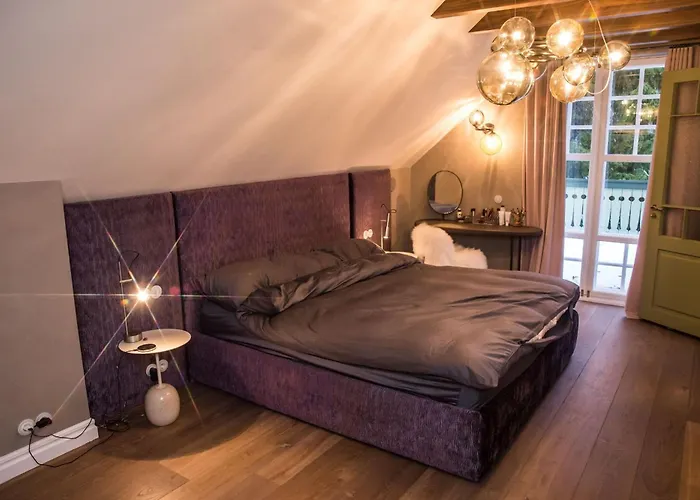 Silma Retreat Hunting Castle * Herjava