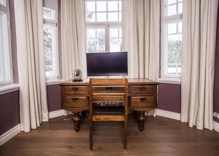 Silma Retreat Hunting Castle Willa