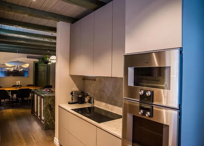 Silma Retreat Hunting Castle Willa *