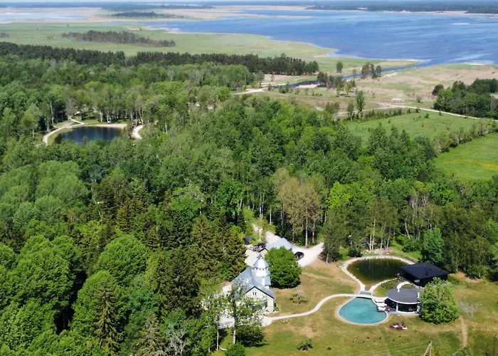 Silma Retreat Hunting Castle * Herjava